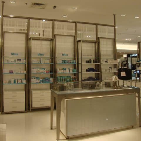 Lord & Taylor Bay Shore