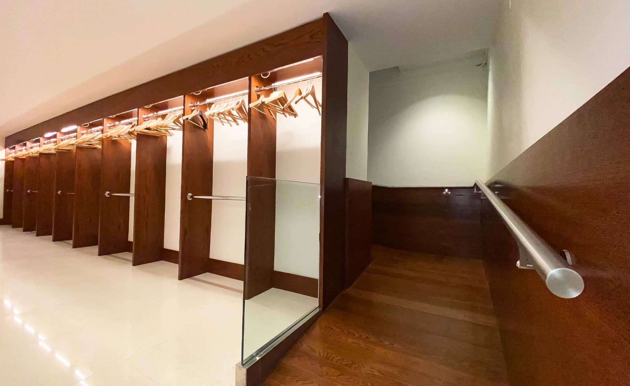 VMI-Institutions-CustomRailing-1