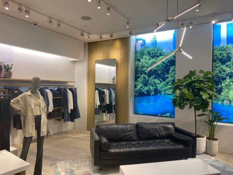 7 For All Mankind